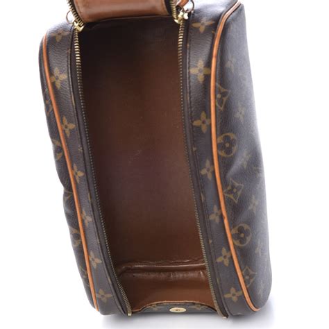 louis vuitton mens toiletry bag price